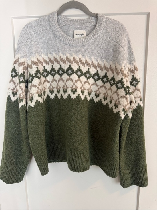 Abercrombie & Fitch Sweaters - Abercrombie & Fitch Olive and Light Gray Fair Isle Crewneck Sweater
